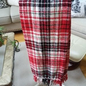 NWT Farmhouse DECOR PLAID Decorative THROW Blanket